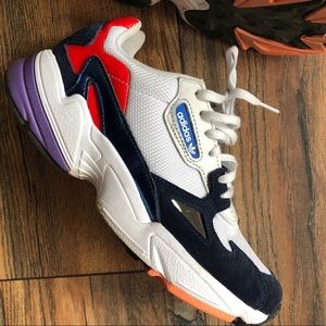 ADIDAS WOMENS FALCON SNEAKER